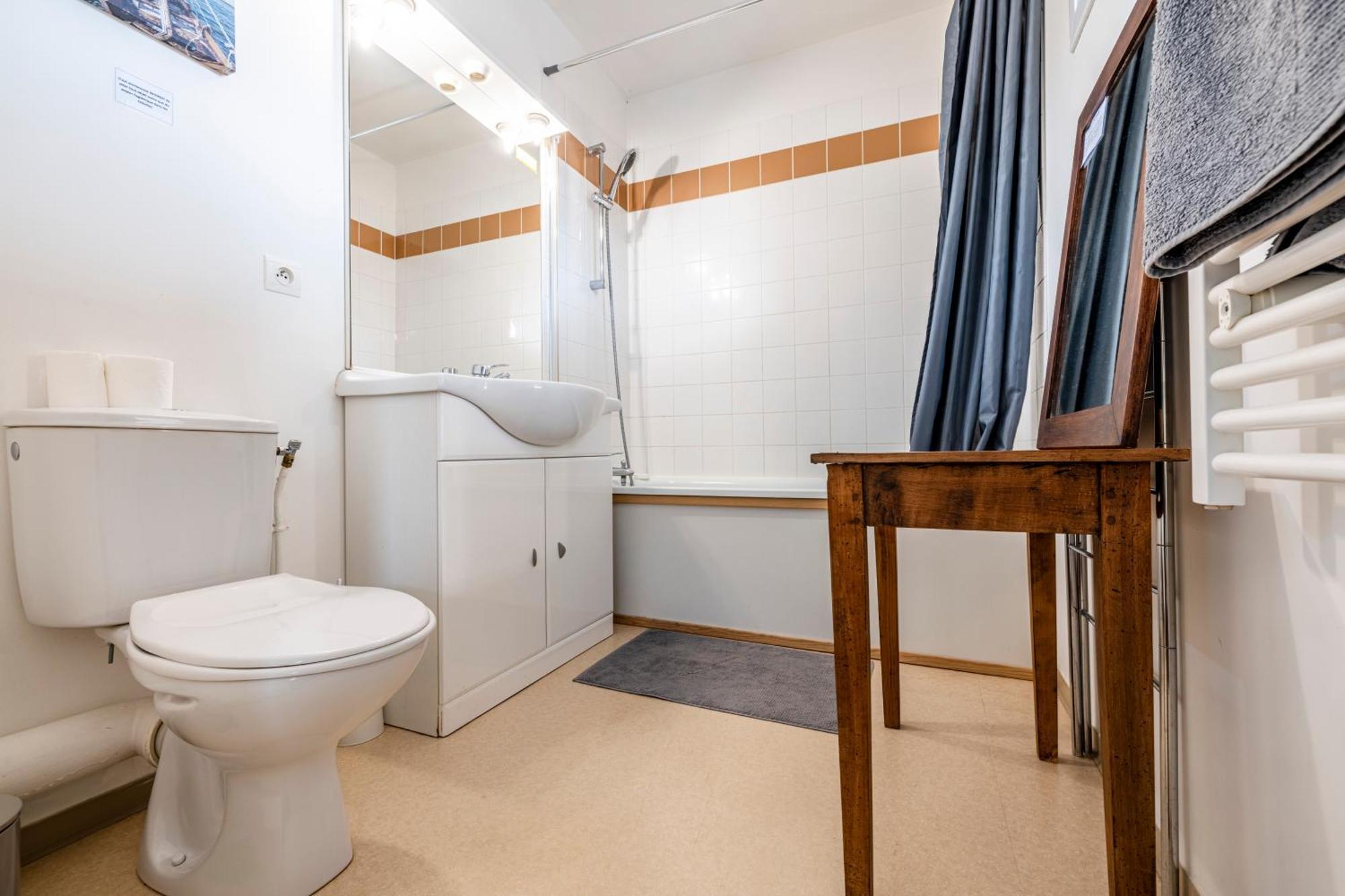Appartement Normandie Avec Jardin إكوموفيل المظهر الخارجي الصورة